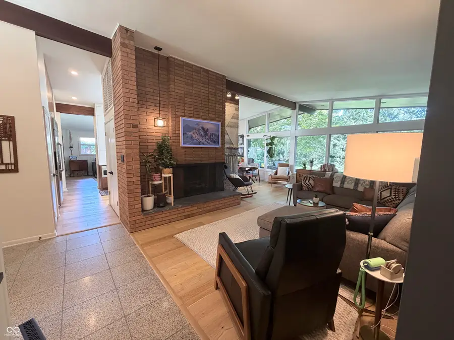 3229 Nugent Boulevard, Columbus, IN 47203 - #2
