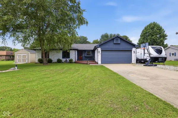 1018 Kingsway Drive, Avon, IN 46123