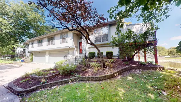 2739 Lakeshire Lane #14C, Indianapolis, IN 46268