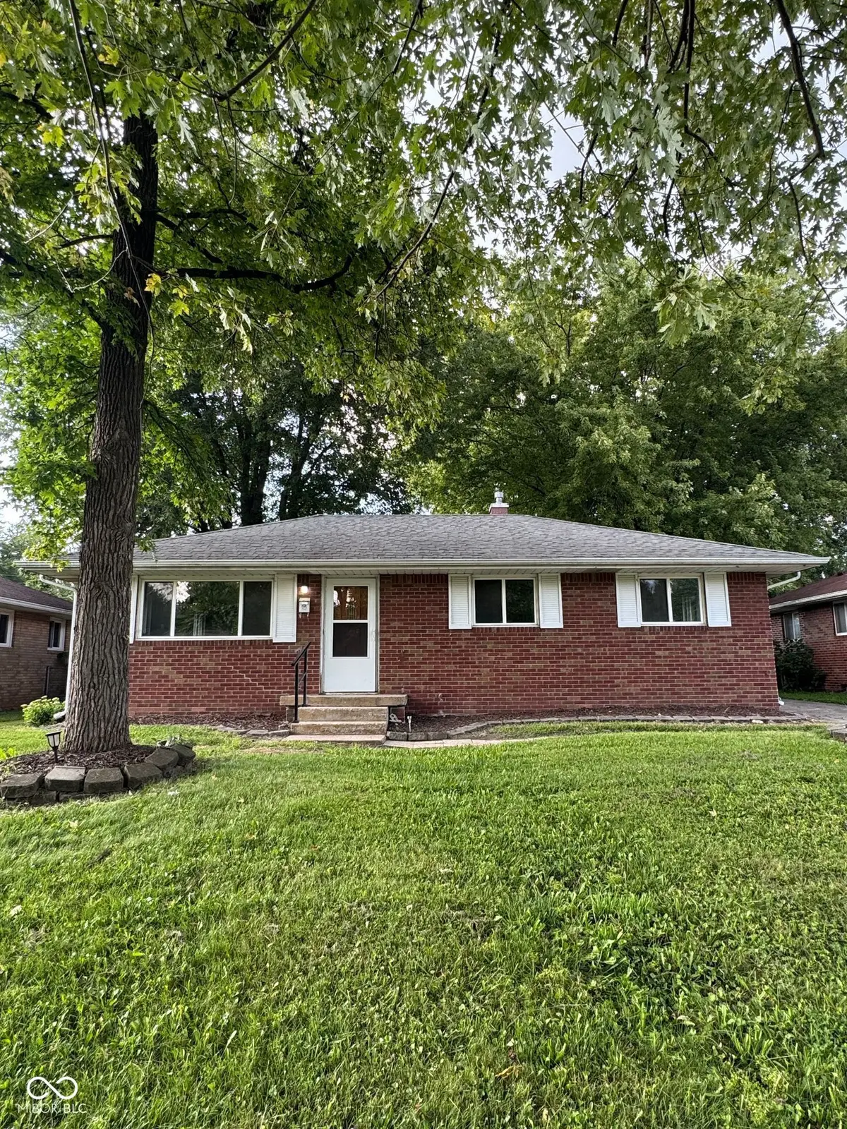 2462 Mann Drive, Beech Grove, IN 46107 - #1