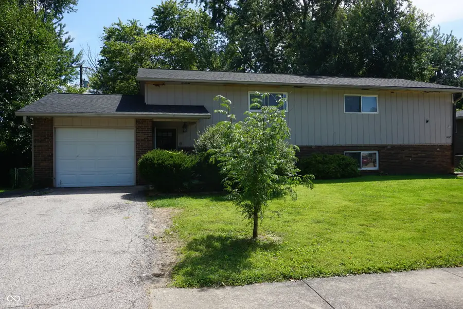 4635 W Sunset Avenue, Bloomington, IN 47403 - #2