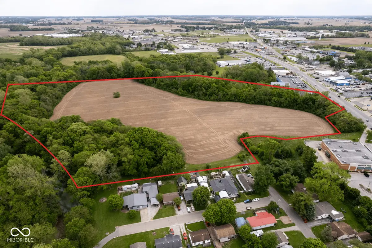 1202 E State Road 44, Shelbyville, IN 46176 - #1