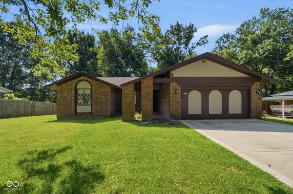 6130 Munsee Lane, Indianapolis, IN 46228