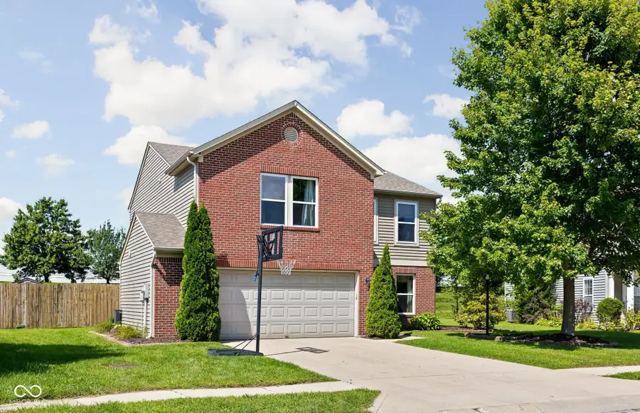 138 Parkview Drive, Danville, IN 46122 - #2