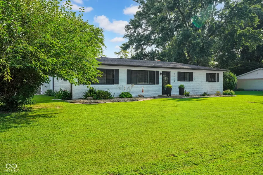 7114 S Midland Avenue, Columbus, IN 47201 - #2
