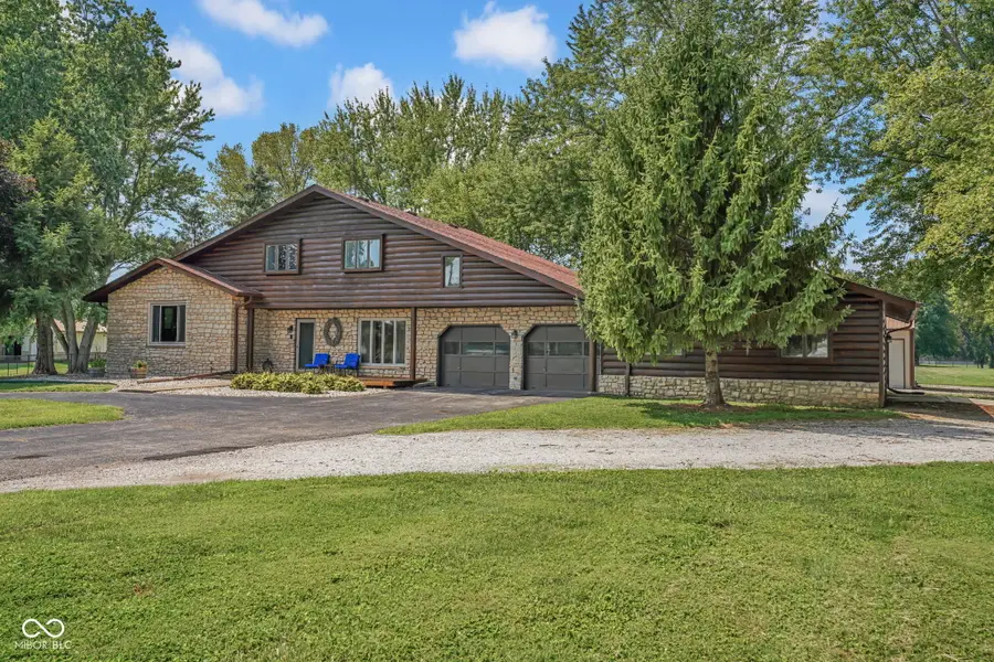 1342 N 500 E, Columbus, IN 47203 - #2