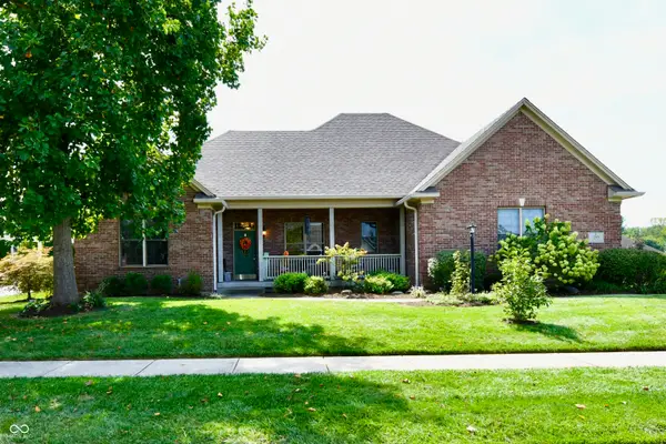 355 Connecticut Circle, Indianapolis, IN 46217
