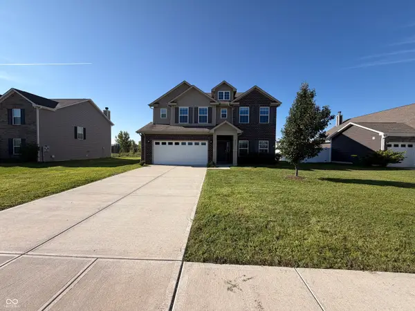 8183 Cagles Mill Trace, Avon, IN 46123