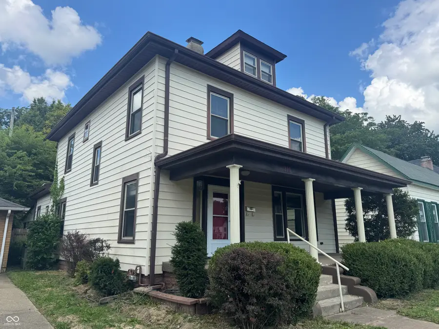 210 E 7th Street, Rushville, IN 46173 - #2
