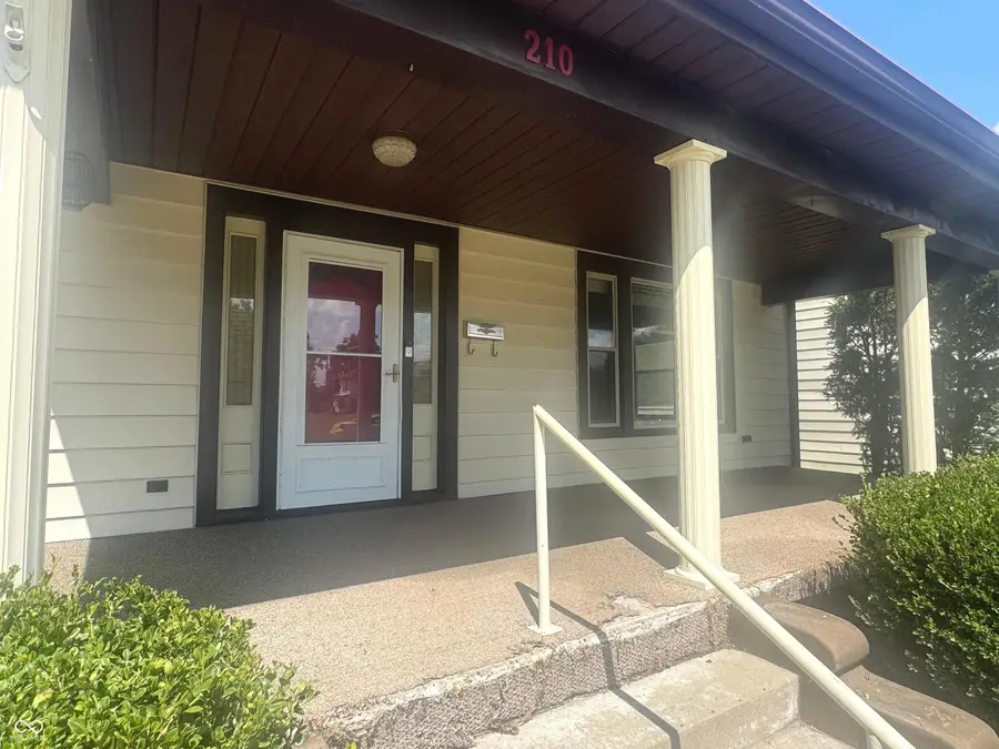 210 E 7th Street, Rushville, IN 46173 - #3