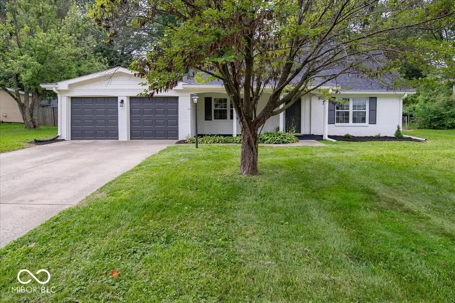 370 Winding Way, Carmel, IN 46032 - #2