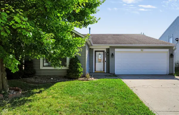 8233 Crackling Lane, Indianapolis, IN 46259