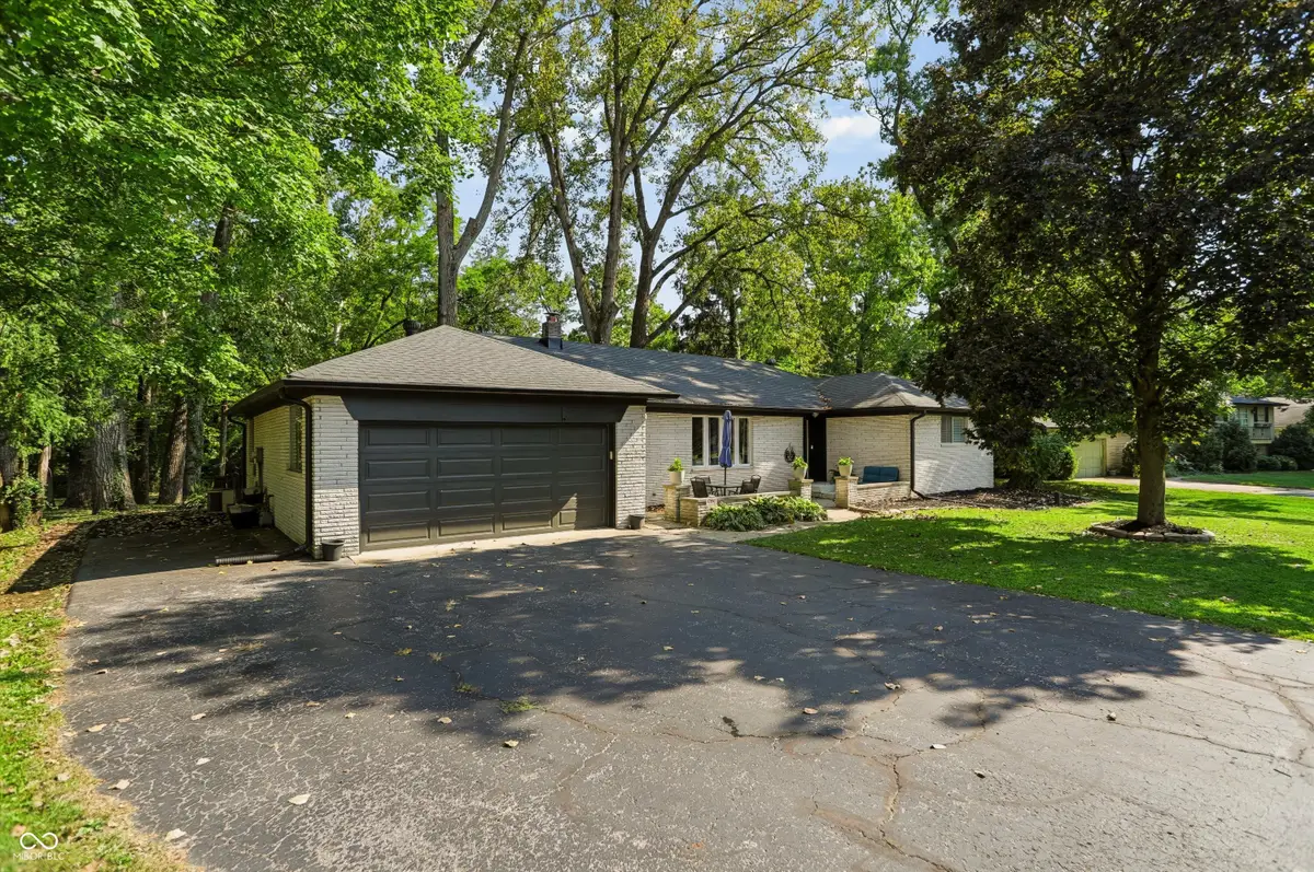 231 E Brunswick Avenue, Indianapolis, IN 46227 - #1