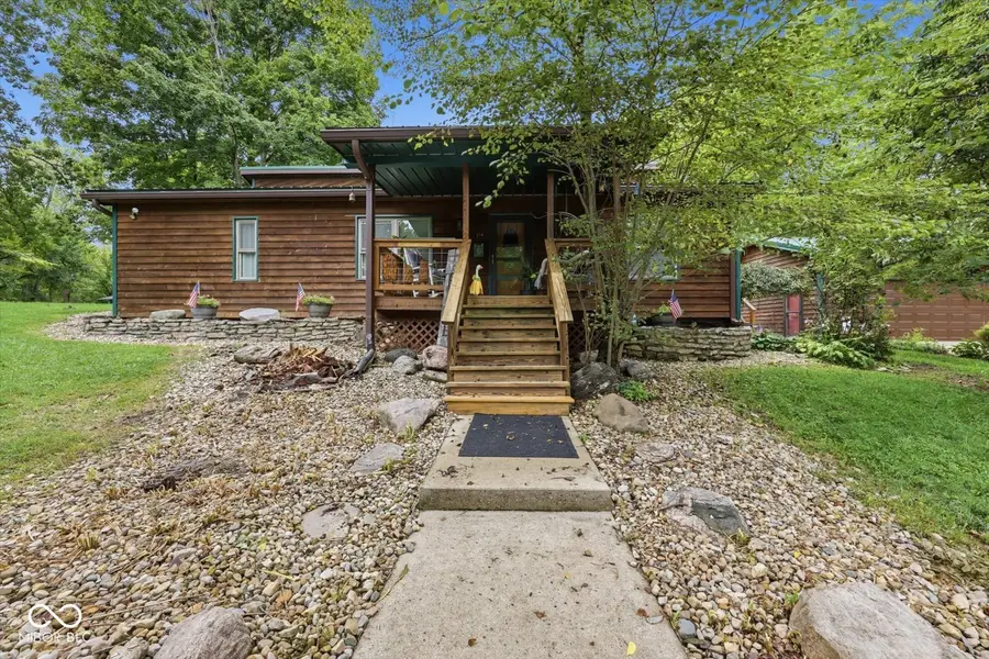 214 Crenshaw Drive, Saint Paul, IN 47272 - #3