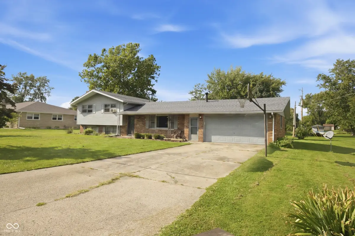 1040 Radio Lane, New Castle, IN 47362 - #1