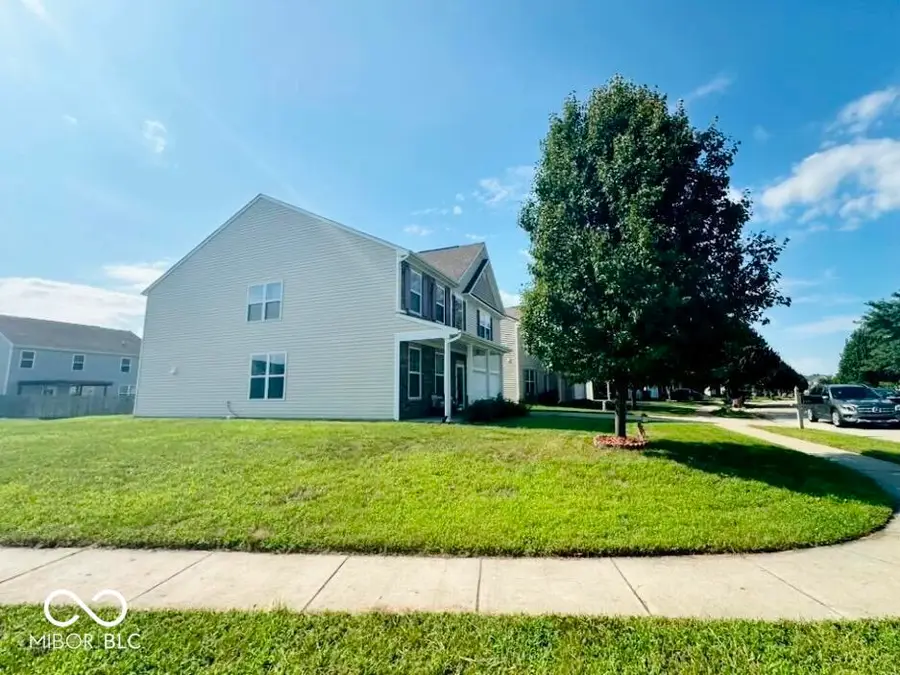 1935 Lakecrest Drive, Columbus, IN 47201 - #3