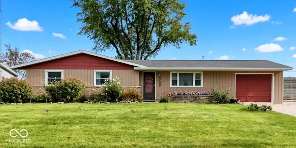 1709 W Woodmont, Muncie, IN 47304
