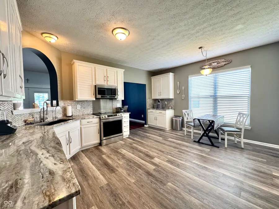 568 Georgetown Road, Greenwood, IN 46142 - #3