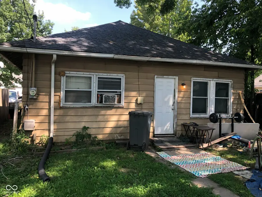 840 S Pershing Avenue, Indianapolis, IN 46221 - #2