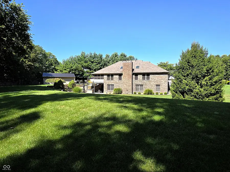 293 E Woodfield Lane, Mooresville, IN 46158 - #2