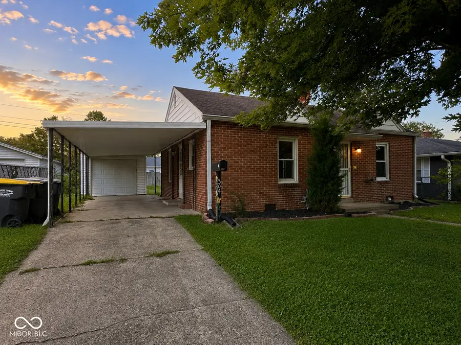 304 W 34th Street, Anderson, IN 46013 - #2