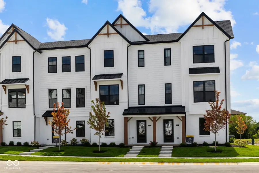 11203 Hobbsbrook Drive, Noblesville, IN 46060 - #3