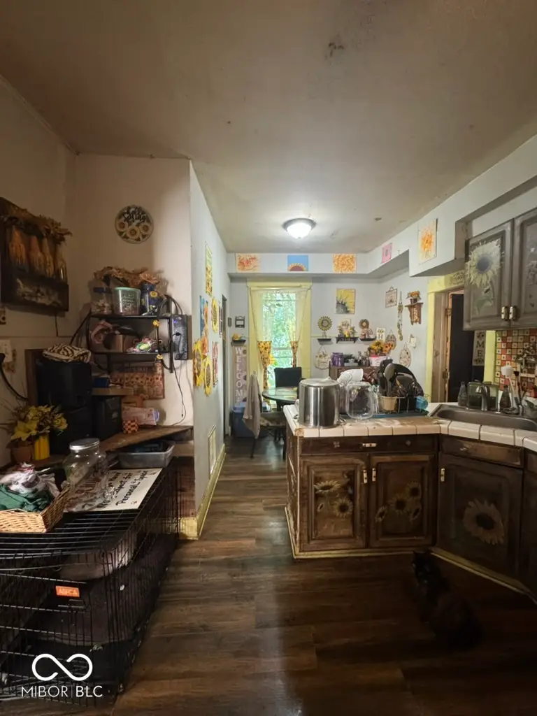 1022 W Powers Street, Muncie, IN 47305 - #3