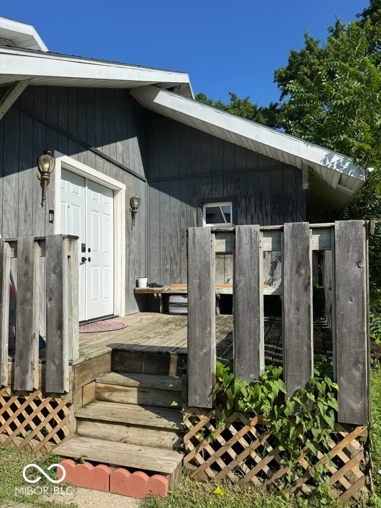 2103 S Burlington Drive, Muncie, IN 47302 - #2