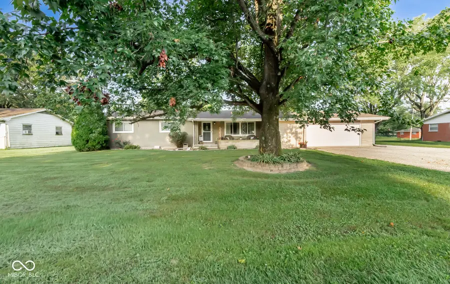 164 S East, Crothersville, IN 47229 - #2