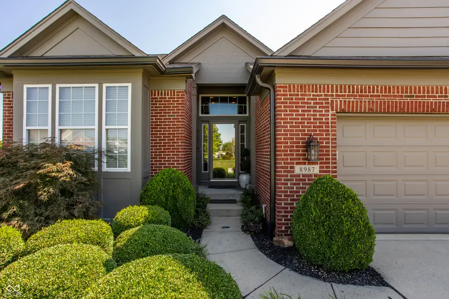 8987 Stonewick Way, Zionsville, IN 46077 - #3
