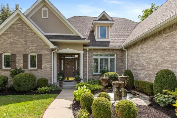 10224 Water Crest Drive, Fishers, IN 46038