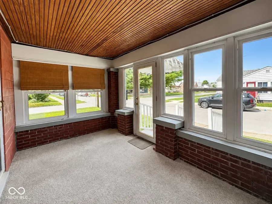 189 W Sumner Avenue, Martinsville, IN 46151 - #3