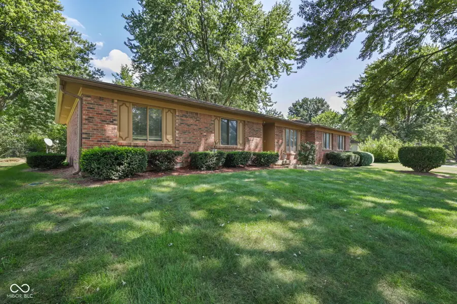 199 N Windmill Trail, Greenwood, IN 46142 - #2