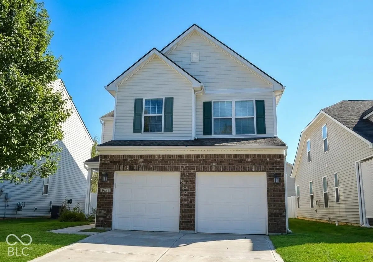 1887 Lakecrest Drive, Columbus, IN 47201 - #1