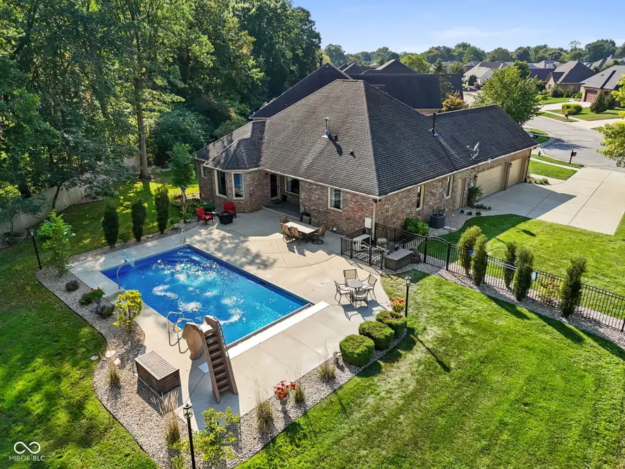 325 Ventnor Court, Indianapolis, IN 46217 - #2