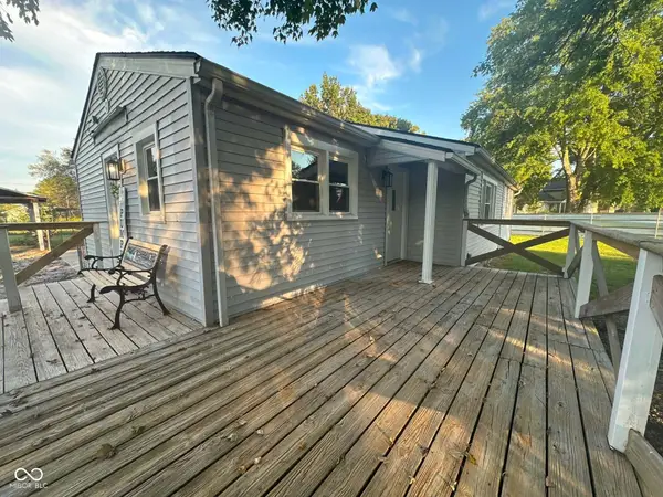 544 E Hilltop Drive, Scottsburg, IN 47170