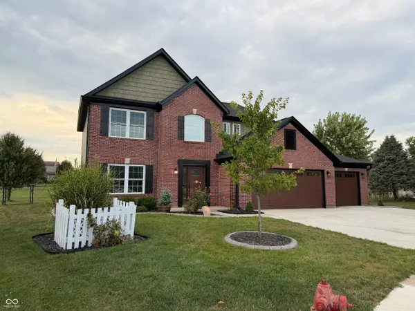 5026 Clay Creek Lane, Plainfield, IN 46168