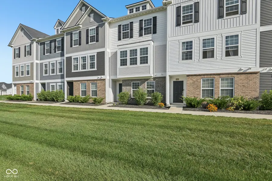 707 Axford Bay Drive, Westfield, IN 46074 - #2