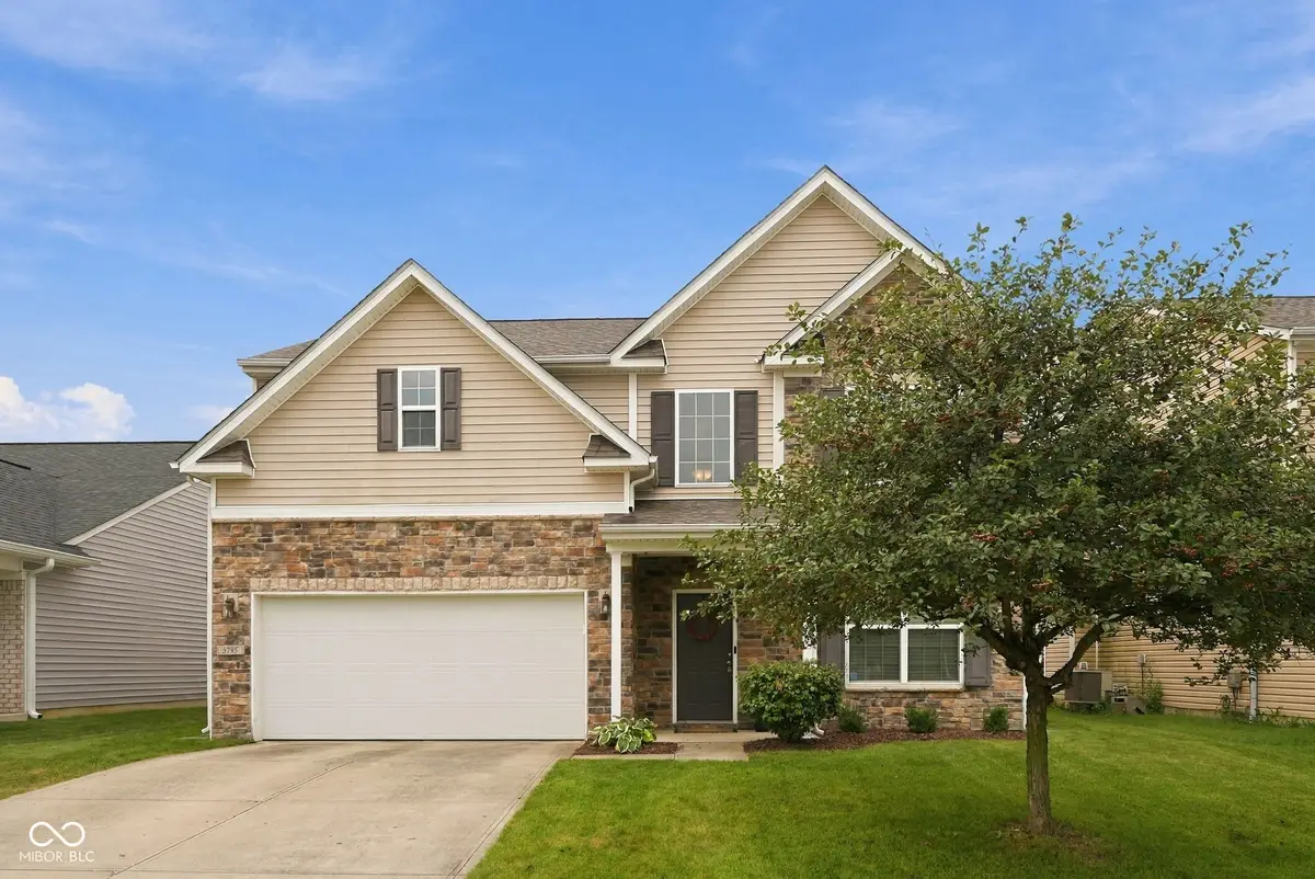 5785 Open Fields Drive, Whitestown, IN 46075 - #1