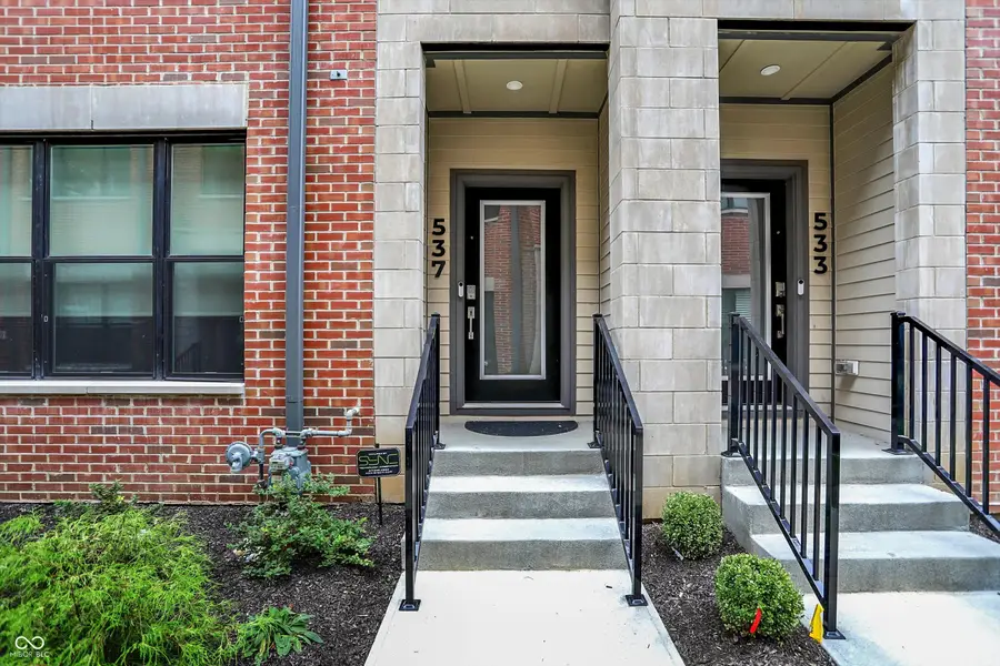 537 Fynn Place, Indianapolis, IN 46202 - #2