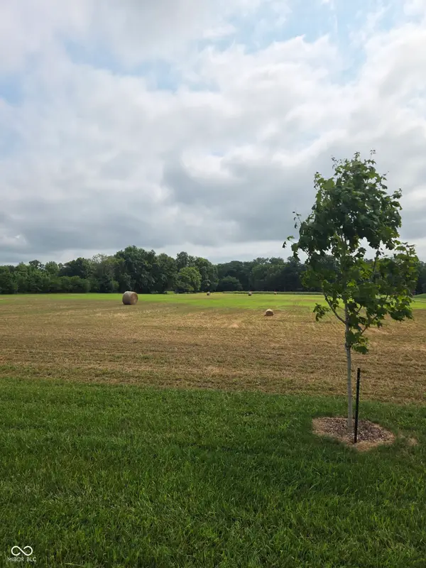 988 Lewis Lane, Lizton, IN 46149