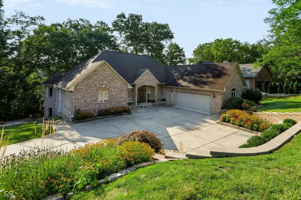 7511 S Poplar Point Drive, Trafalgar, IN 46181