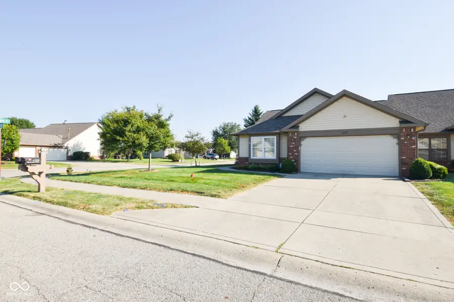 1295 Worcester Way, Greenfield, IN 46140 - #2