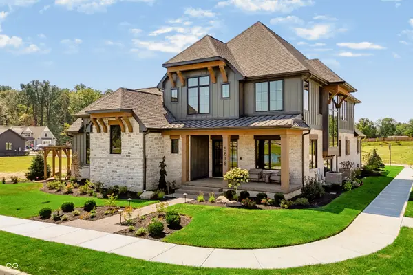 5818 Marvie Dr, Zionsville, IN 46077