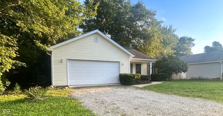 315 Jefferson Valley, Coatesville, IN 46121 - #3