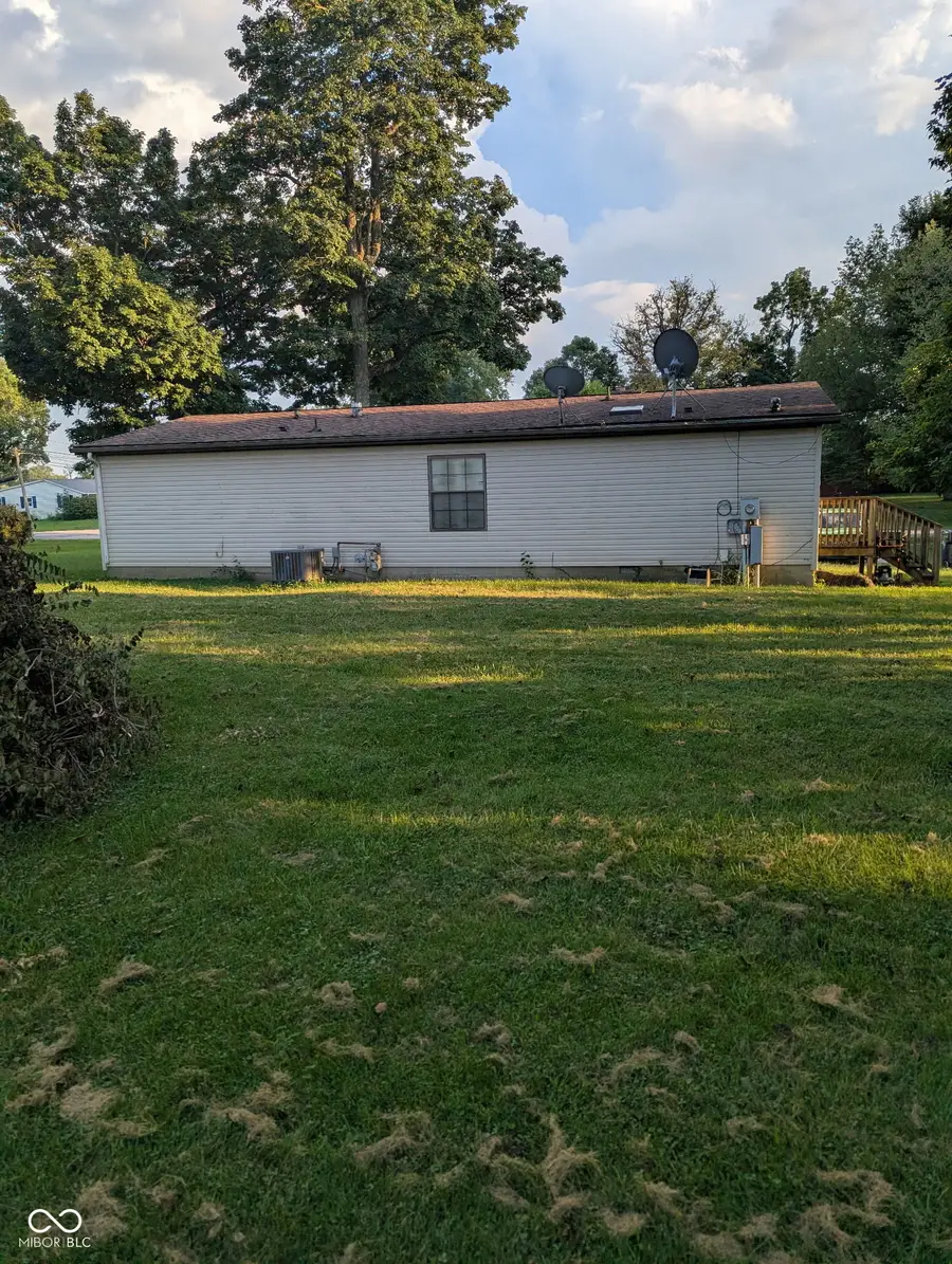 482 W Shoshoni Trail, New Castle, IN 47362 - #2