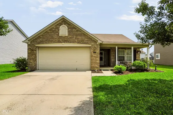 6171 N Woods Edge Drive, McCordsville, IN 46055
