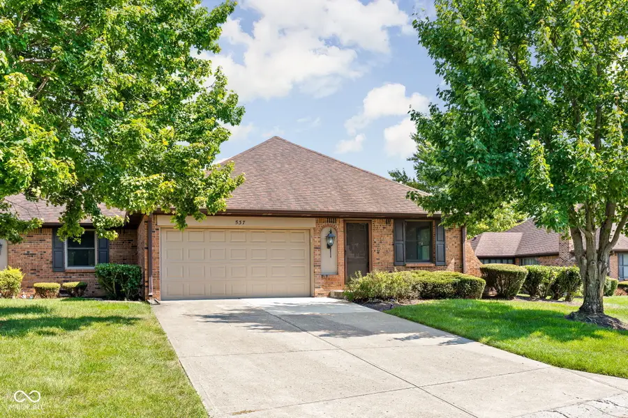 537 Eagle Crest Drive, Brownsburg, IN 46112 - #2