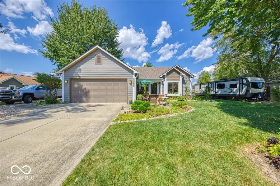 1140 Barcelona Drive, Greenwood, IN 46143 - #2