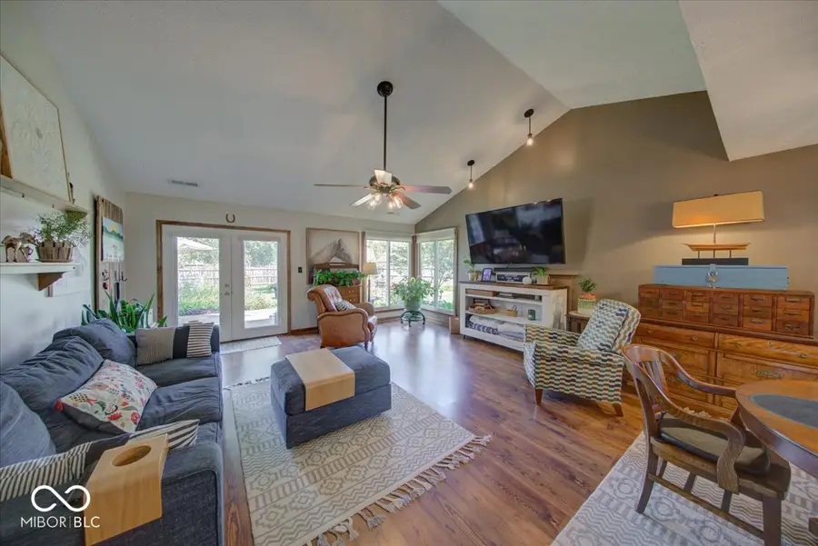 1140 Barcelona Drive, Greenwood, IN 46143 - #3